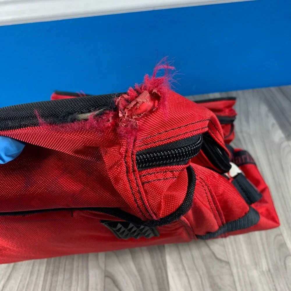 Vintage 90s Marlboro Unlimited Gym Duffle Bag Adventure Team Promo VTG